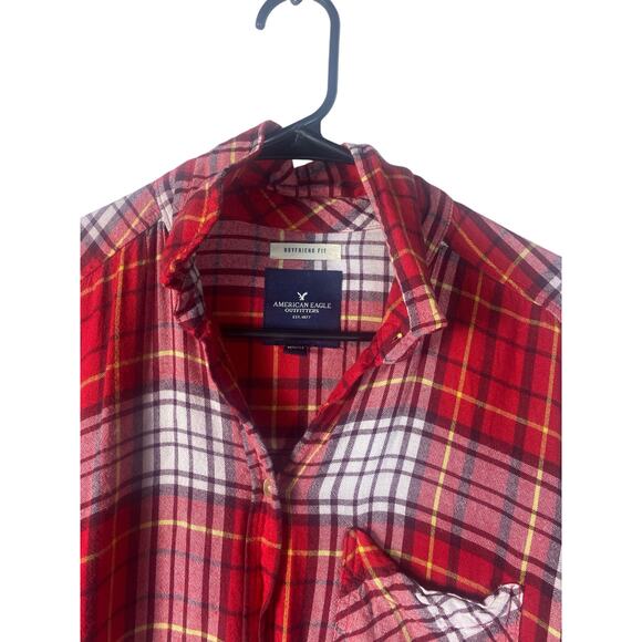 Red American Eagle boyfriend fit lightweight size Medium Flannel - Picture 3 of 9